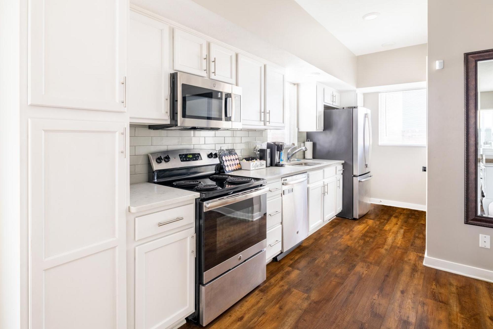 Luxury Downtown Townhome Private Garage Unit 9 Кливланд Екстериор снимка